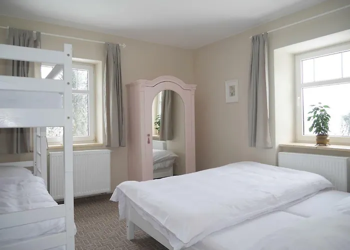 Sofia House Дом отдыха *