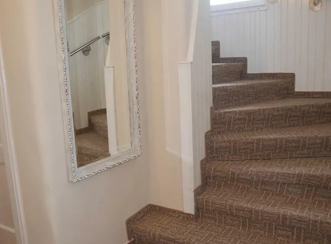 Sofia House Абертами